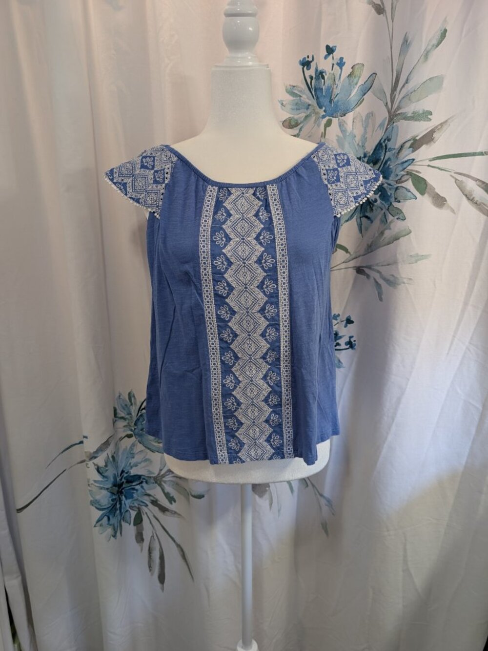 Loft Petite Women's Blue Cap Sleeve White Embroidery 100% Cotton Tee Shirt Small